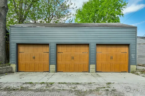 $409,900 | 973 Woodruff Place Middle Drive, Indianapolis, IN 46201