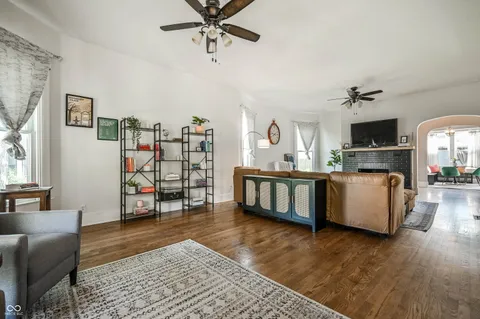 $409,900 | 973 Woodruff Place Middle Drive, Indianapolis, IN 46201