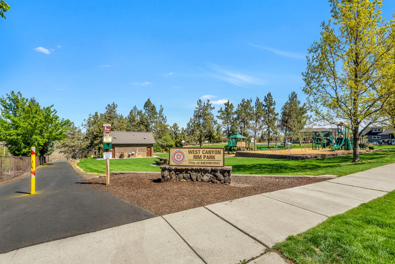 798 Northwest Rimrock Drive Redmond, OR 97756 - Photo 29 of 29 798 NW Rimrock 30