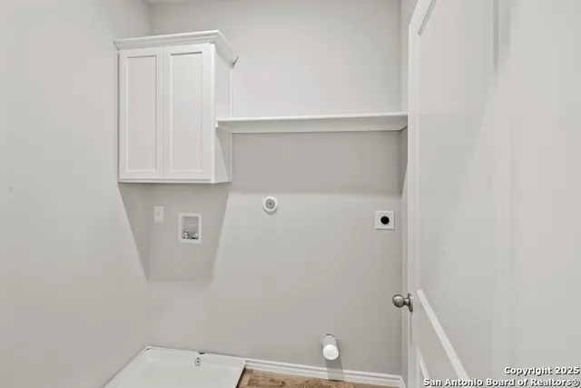 $1,850 | 9193 Dietz Elkhorn Road, Unit 101, Boerne, TX 78015