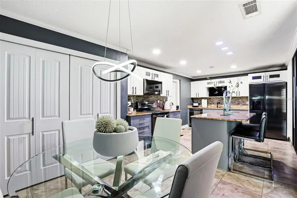 $399,900 | 1301 Vinemont Drive, Brandon, FL 33510
