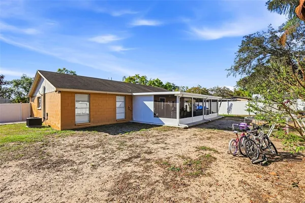 $399,900 | 1301 Vinemont Drive, Brandon, FL 33510