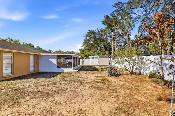 $399,900 | 1301 Vinemont Drive, Brandon, FL 33510