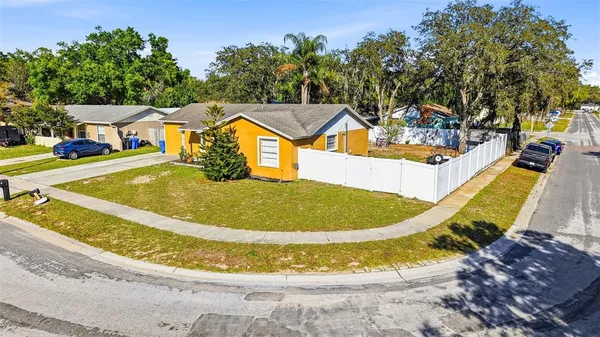 $399,900 | 1301 Vinemont Drive, Brandon, FL 33510