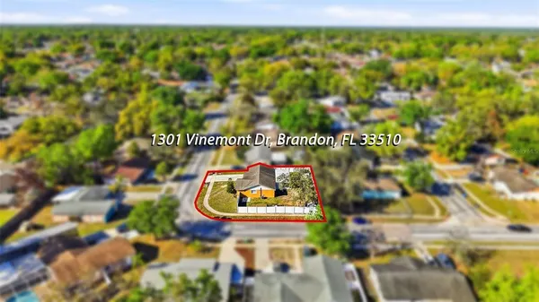 $399,900 | 1301 Vinemont Drive, Brandon, FL 33510