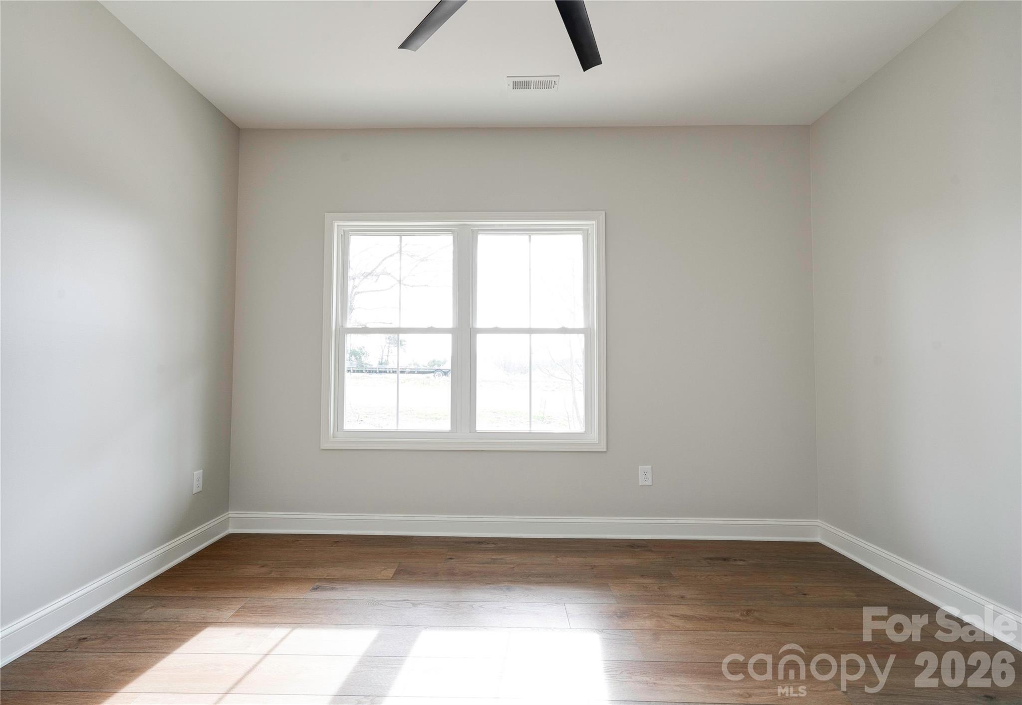 2343 Cherryville Road Cherryville, NC 28021 - Photo 19 of 32 an empty room with a window