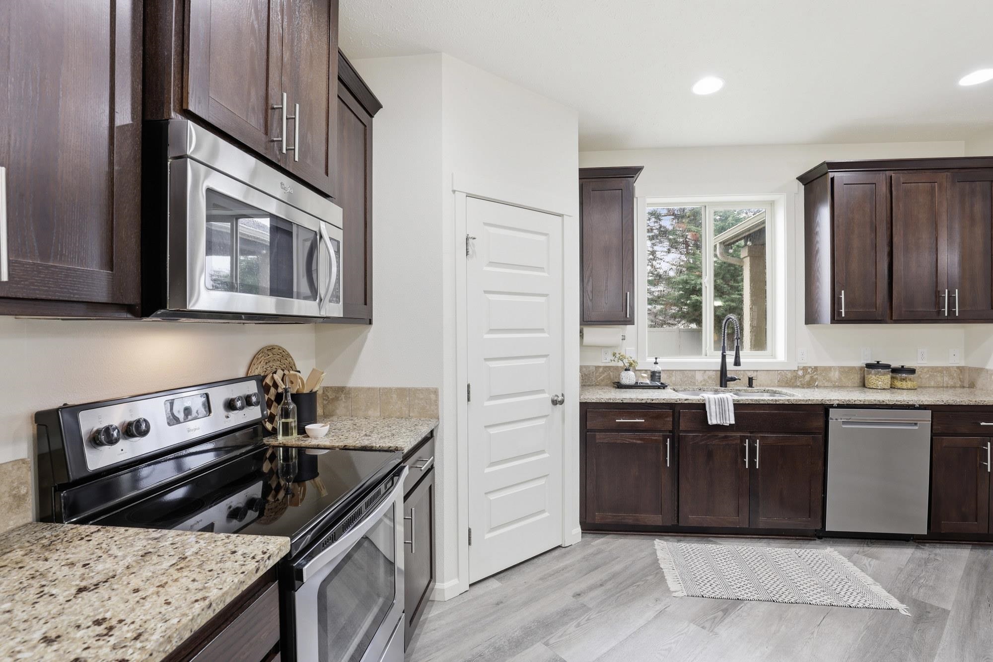 8915 West Sugar Street Cheney, WA 99004 - Photo 12 of 48