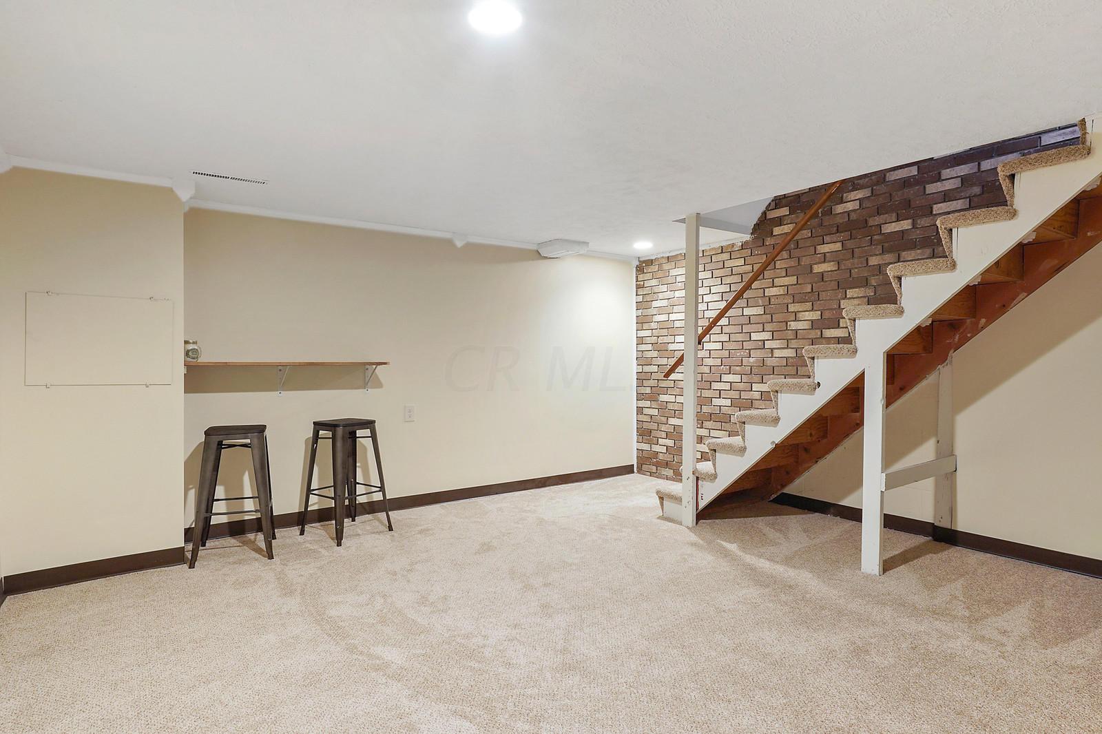 1092 Folkestone Road, Unit 13B Columbus, OH 43220 - Photo 21 of 24