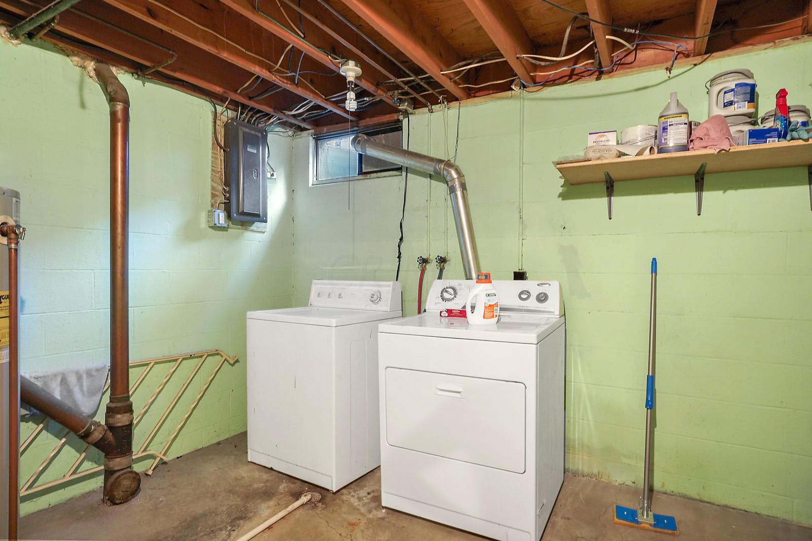 1092 Folkestone Road, Unit 13B Columbus, OH 43220 - Photo 22 of 24