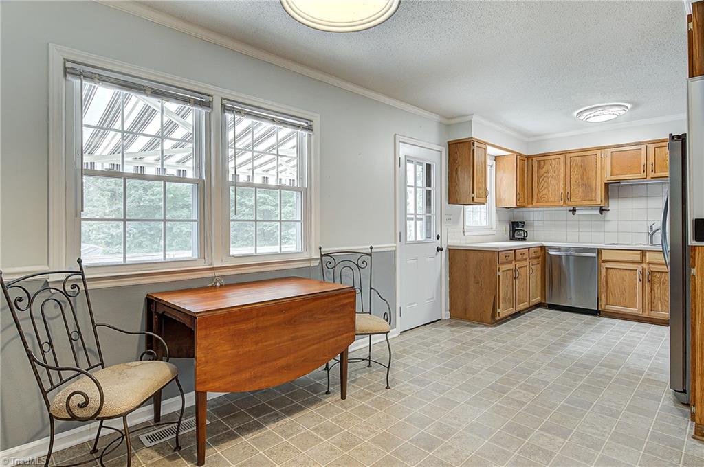 6200 Styers Ferry Road Clemmons, NC 27012 - Photo 12 of 30 Gallery Image 12