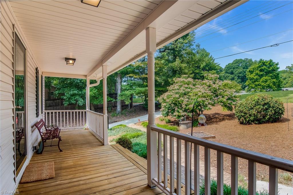 6200 Styers Ferry Road Clemmons, NC 27012 - Photo 4 of 30 Gallery Image 4