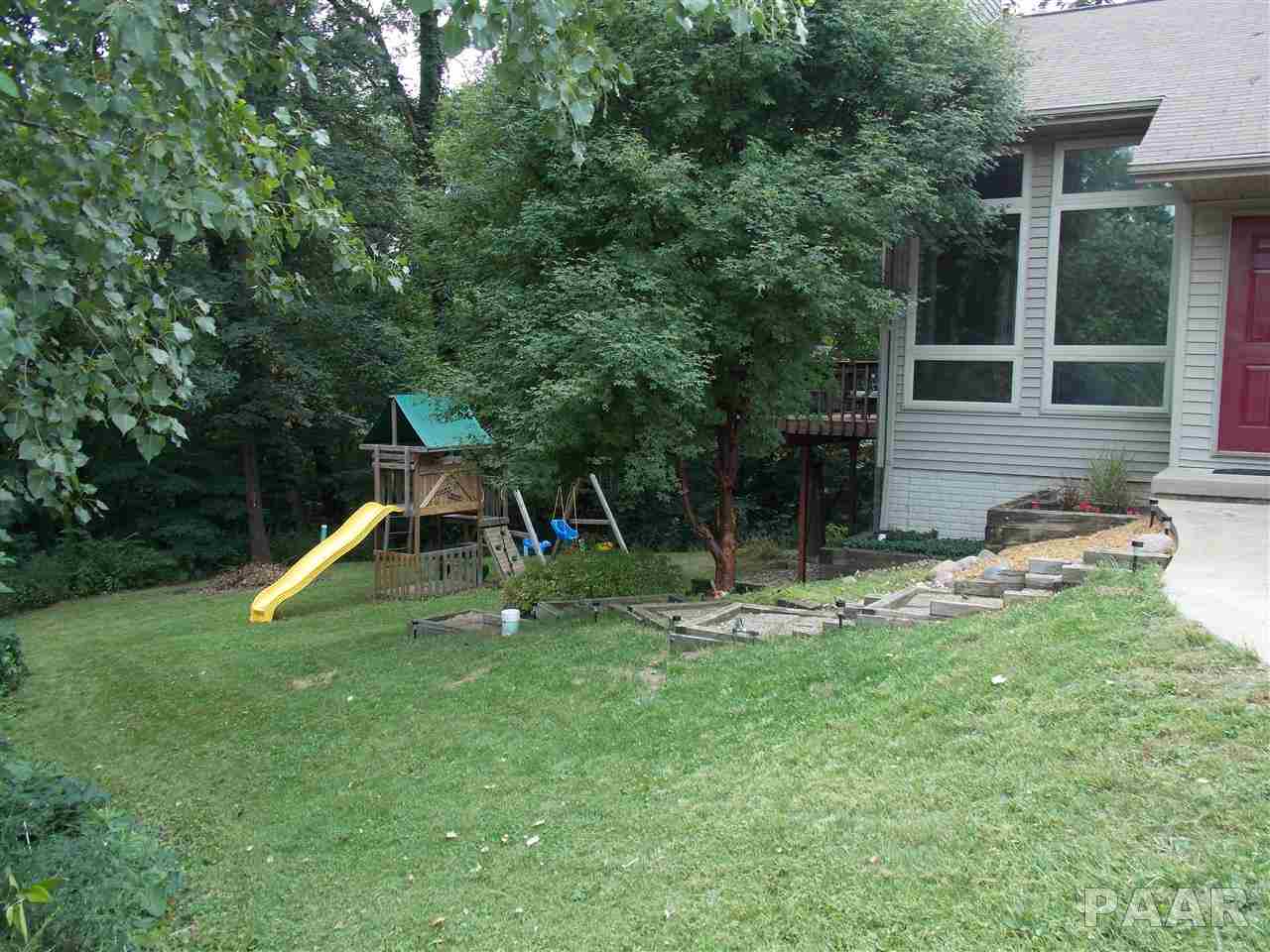 9715 West Dover Court Mapleton, IL 61547 - Photo 4 of 29 Gallery Image 4