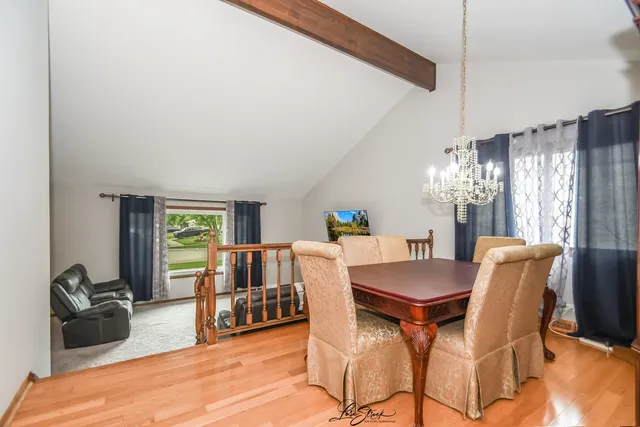 $379,990 | 15524 Pine Road, Oak Forest, IL 60452