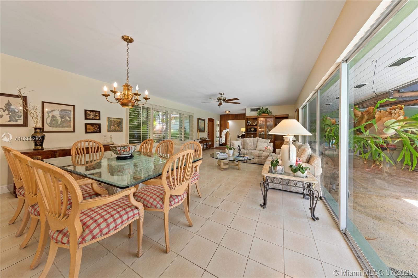 5540 Southwest 85th Street Miami, FL 33143 - Photo 7 of 35