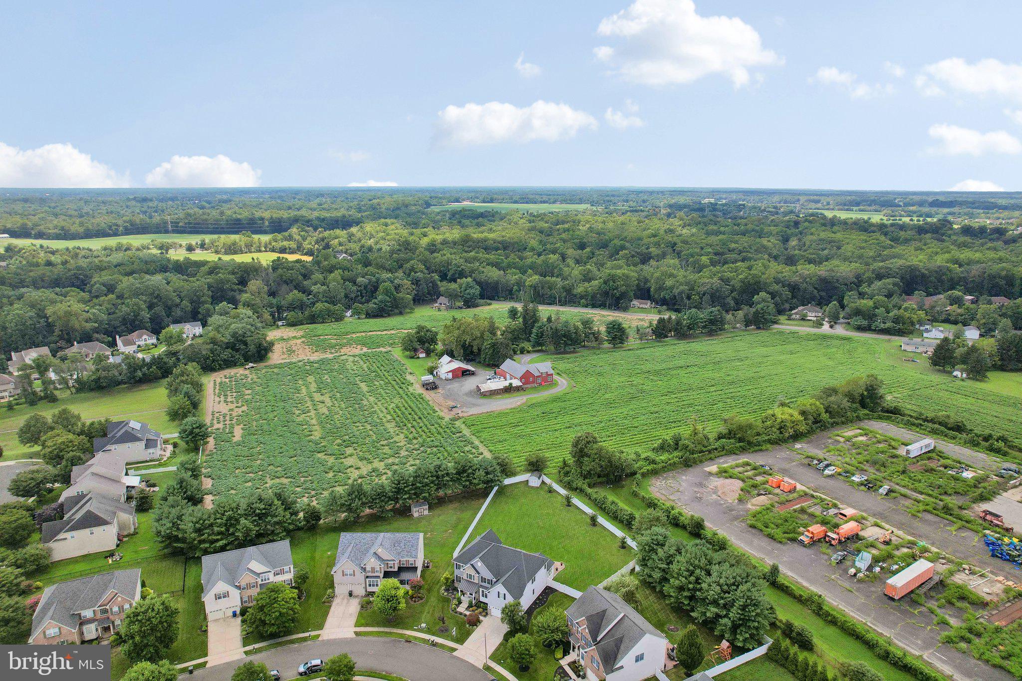 25 Banbury Road Lumberton, NJ 08048 - Photo 10 of 90 Expansive countryside retreat awaits.