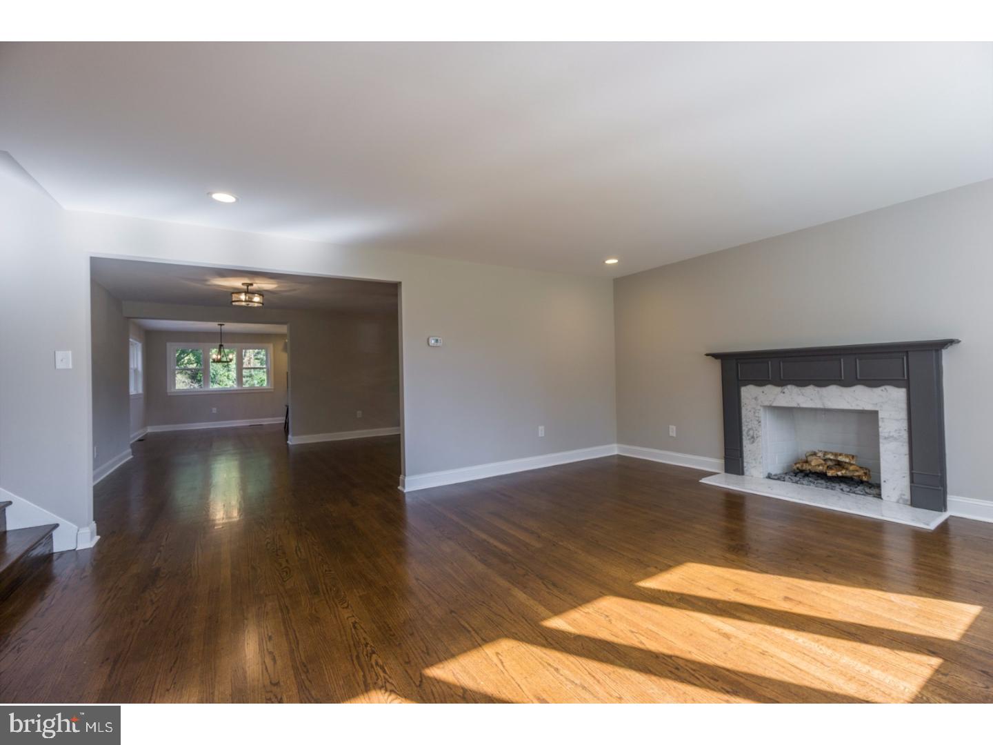 505 Kennerly Road Springfield, PA 19064 - Photo 4 of 24 Living Room