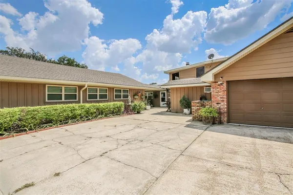 $445,000 | 605 Alabama Street, Sulphur, LA 70663