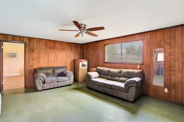 $445,000 | 605 Alabama Street, Sulphur, LA 70663