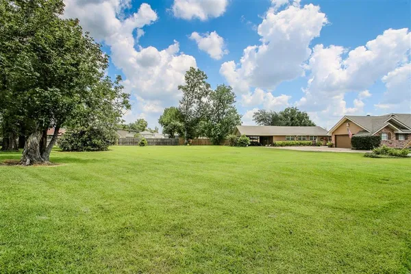 $445,000 | 605 Alabama Street, Sulphur, LA 70663