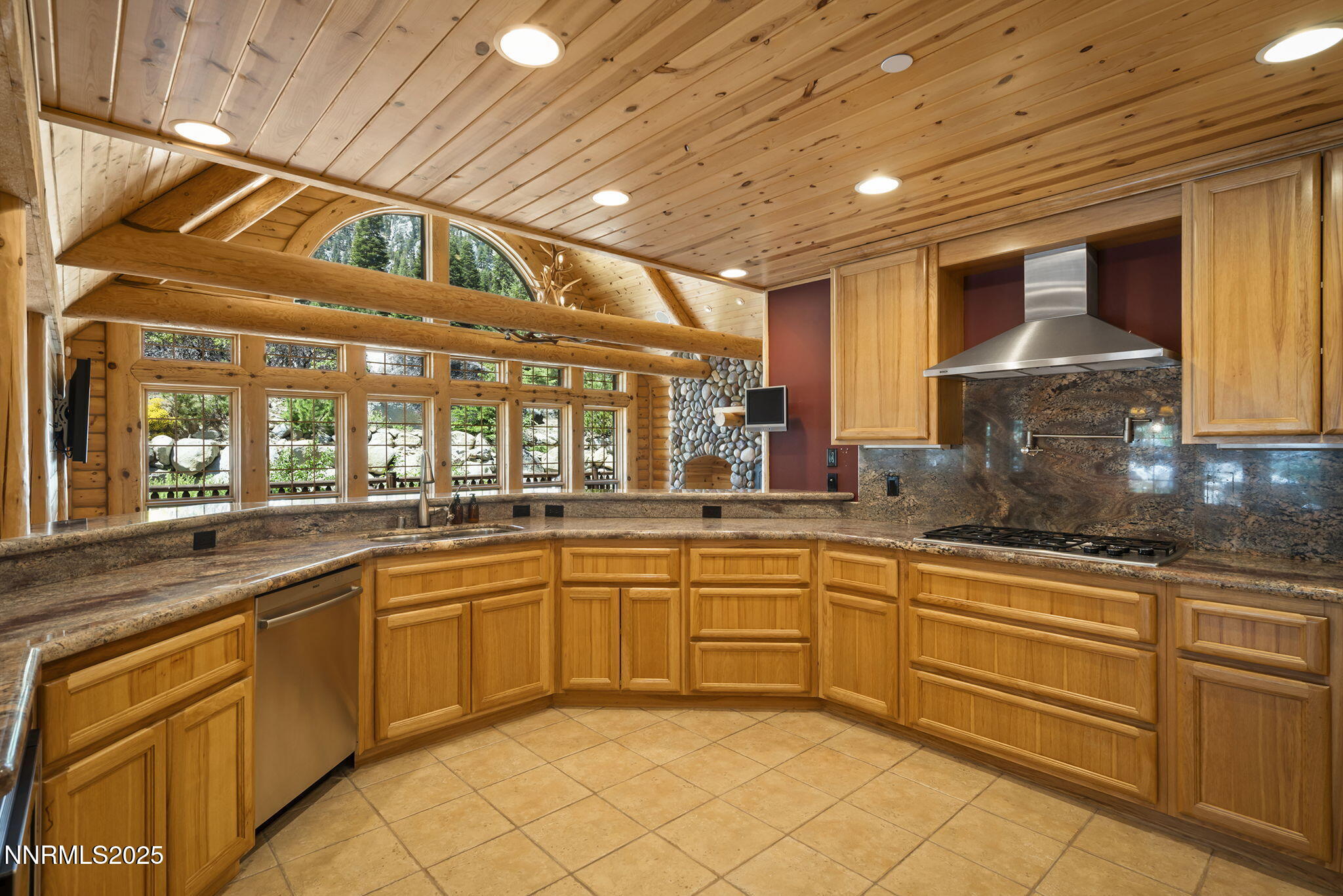 150 Five Creek Road Gardnerville, NV 89460 - Photo 12 of 59 15-web-or-mls-_DSC8101