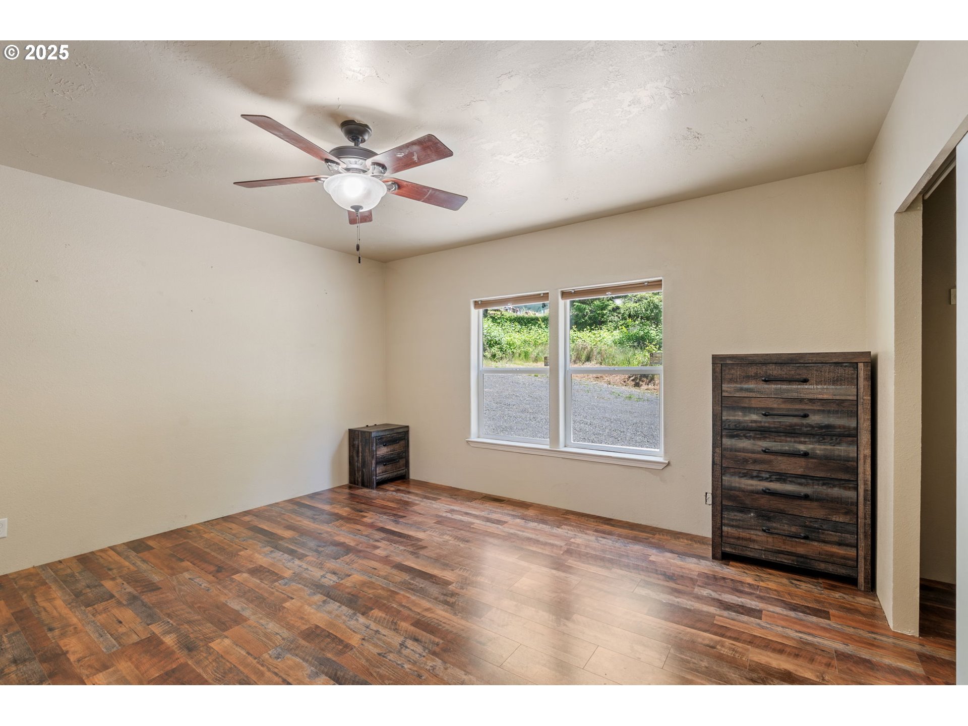 700 Union Gap Loop Oakland, OR 97462 - Photo 11 of 31 Gallery Image 11