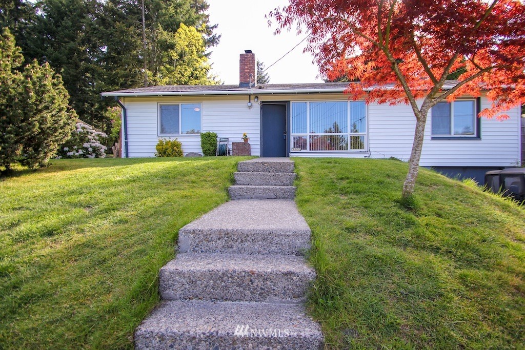 3500 Northeast 7th Place Renton, WA 98056 - Photo 1 of 12