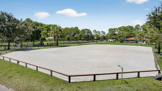 $1,000 | 17218 Shetland Lane, Unit 2 STALLS, Loxahatchee, FL 33470