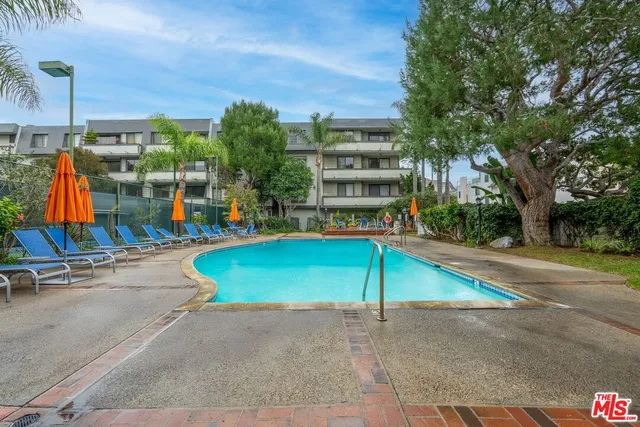 $4,400 | 306 Bora Bora Way, Unit 114, Marina del Rey, CA 90292