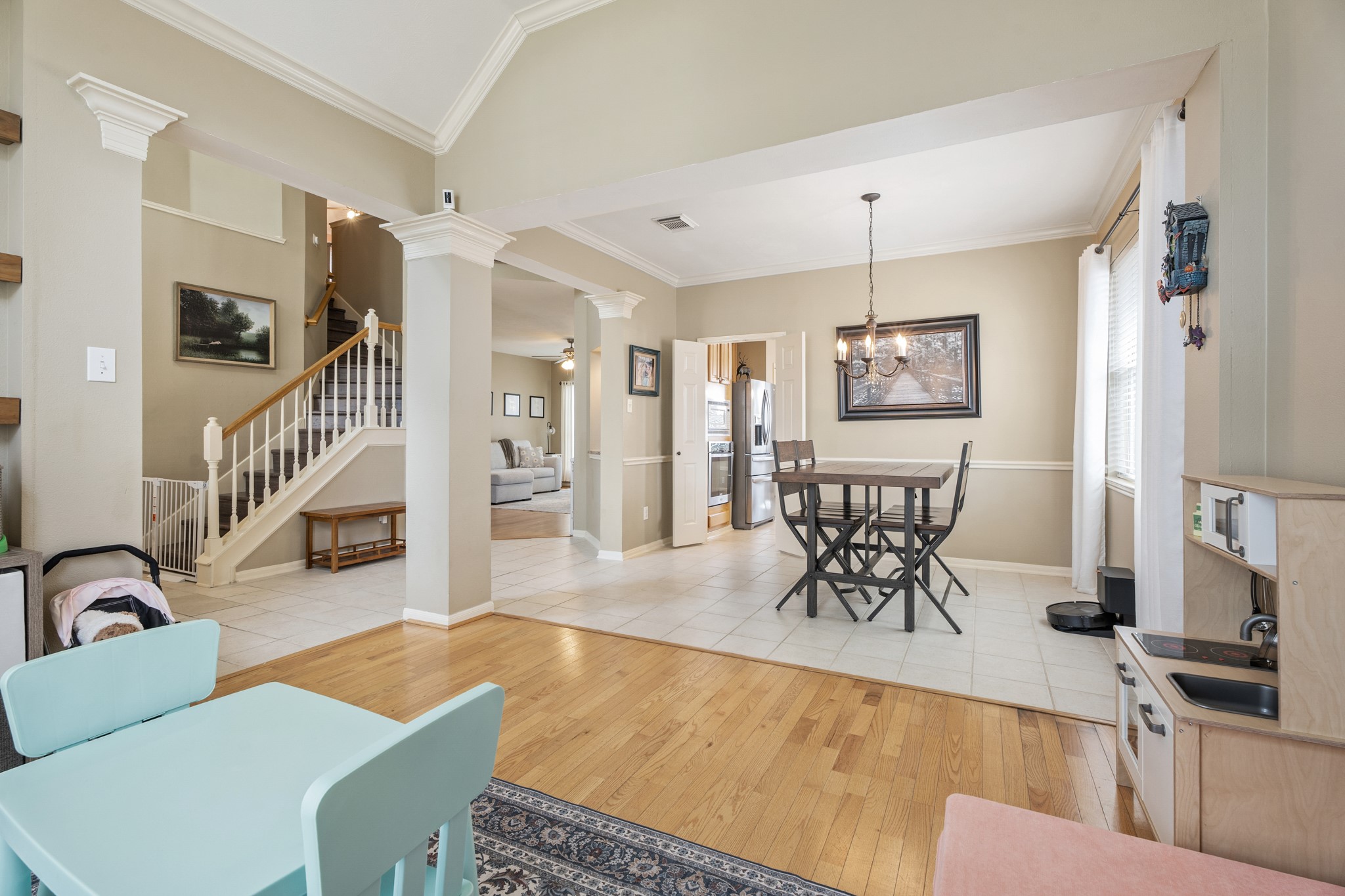 3315 Ridgepoint Court Pearland, TX 77584 - Photo 4 of 29