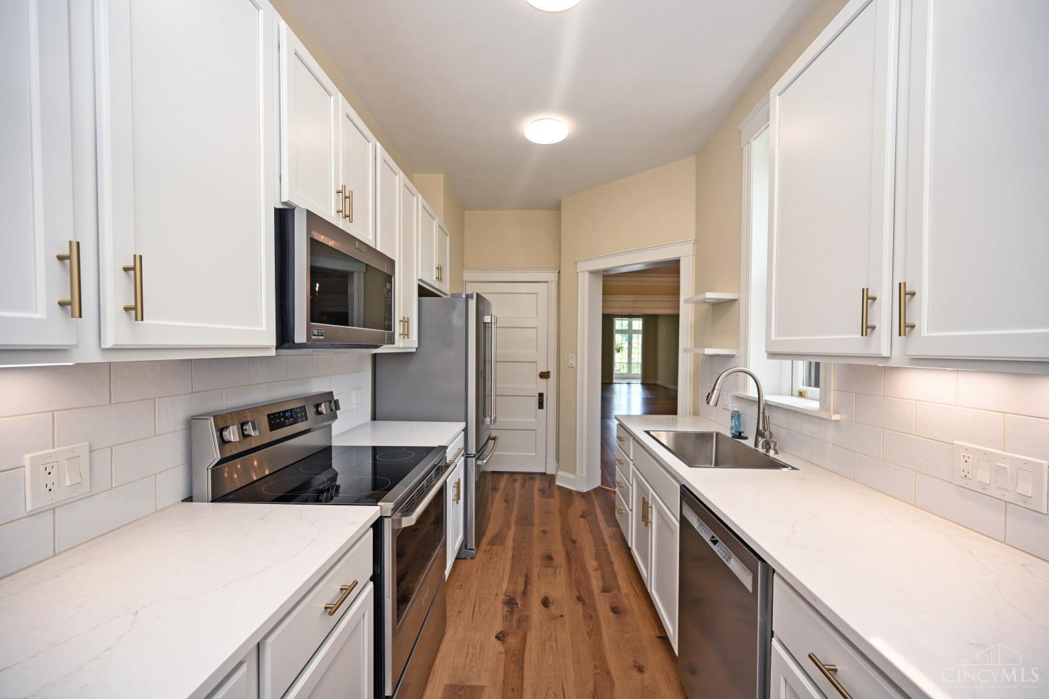 2138 Madison Road, Unit I Cincinnati, OH 45208 - Photo 27 of 41