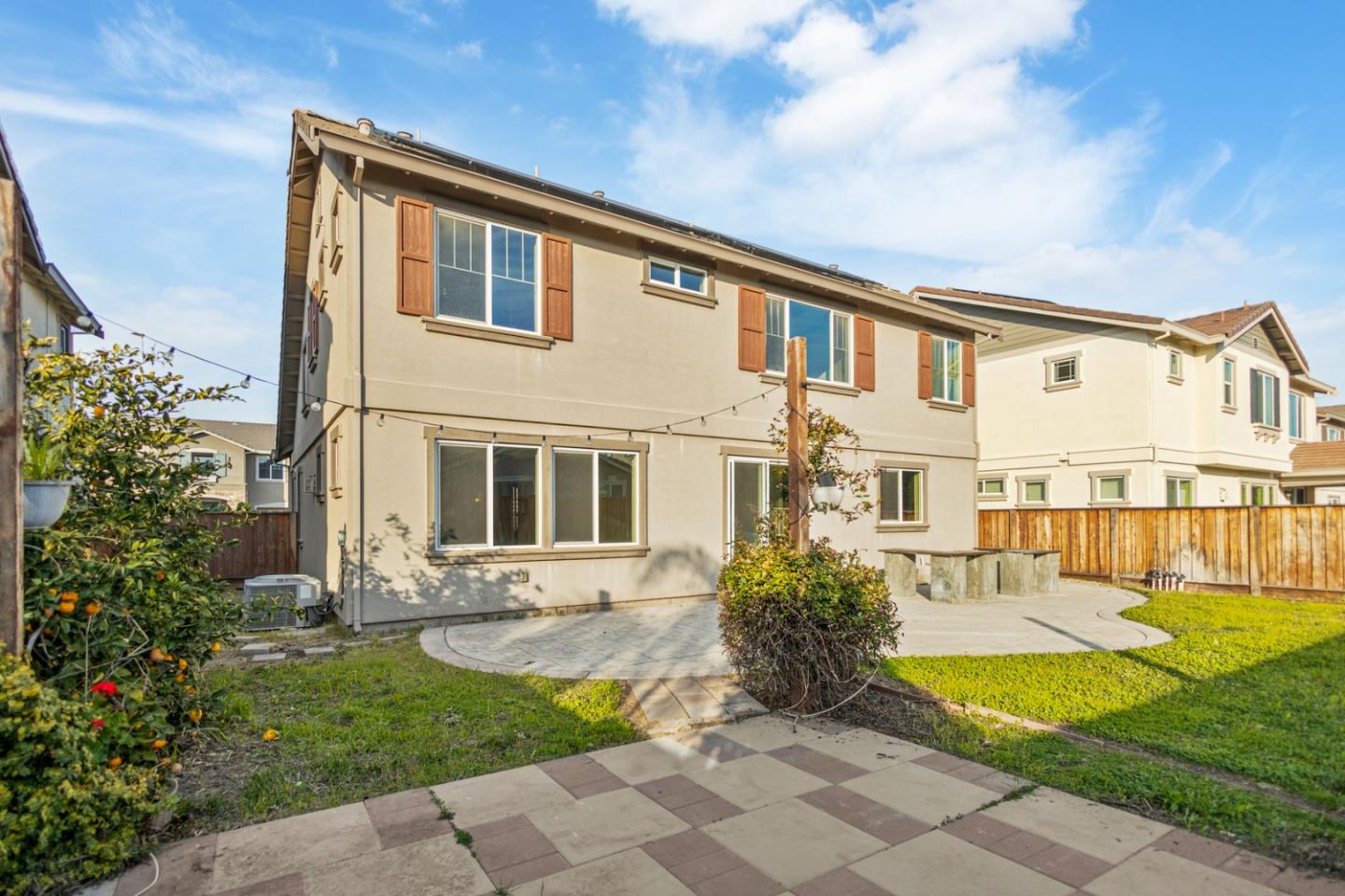 617 Copper Ridge Way Oakley, CA 94561 - Photo 25 of 27 a front view of a house with garden