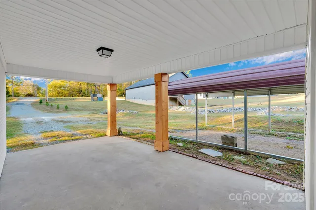 $250,000 | 1433 Poovey Hill Lane, Lincolnton, NC 28092