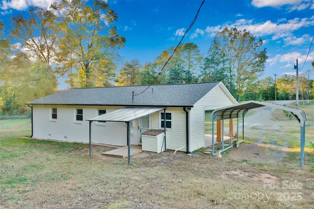 $250,000 | 1433 Poovey Hill Lane, Lincolnton, NC 28092