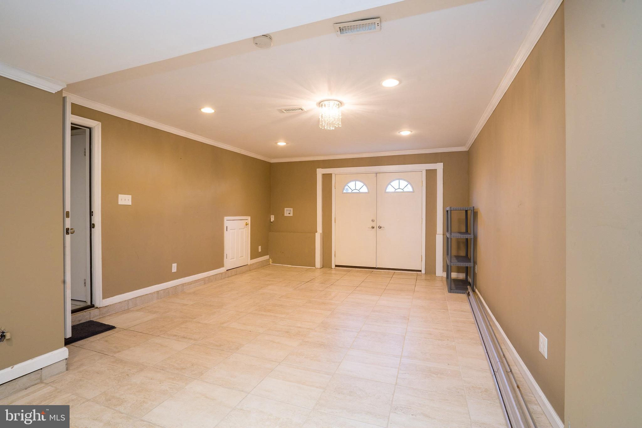 20 Featherbed Court Lawrence Township, NJ 08648 - Photo 11 of 22