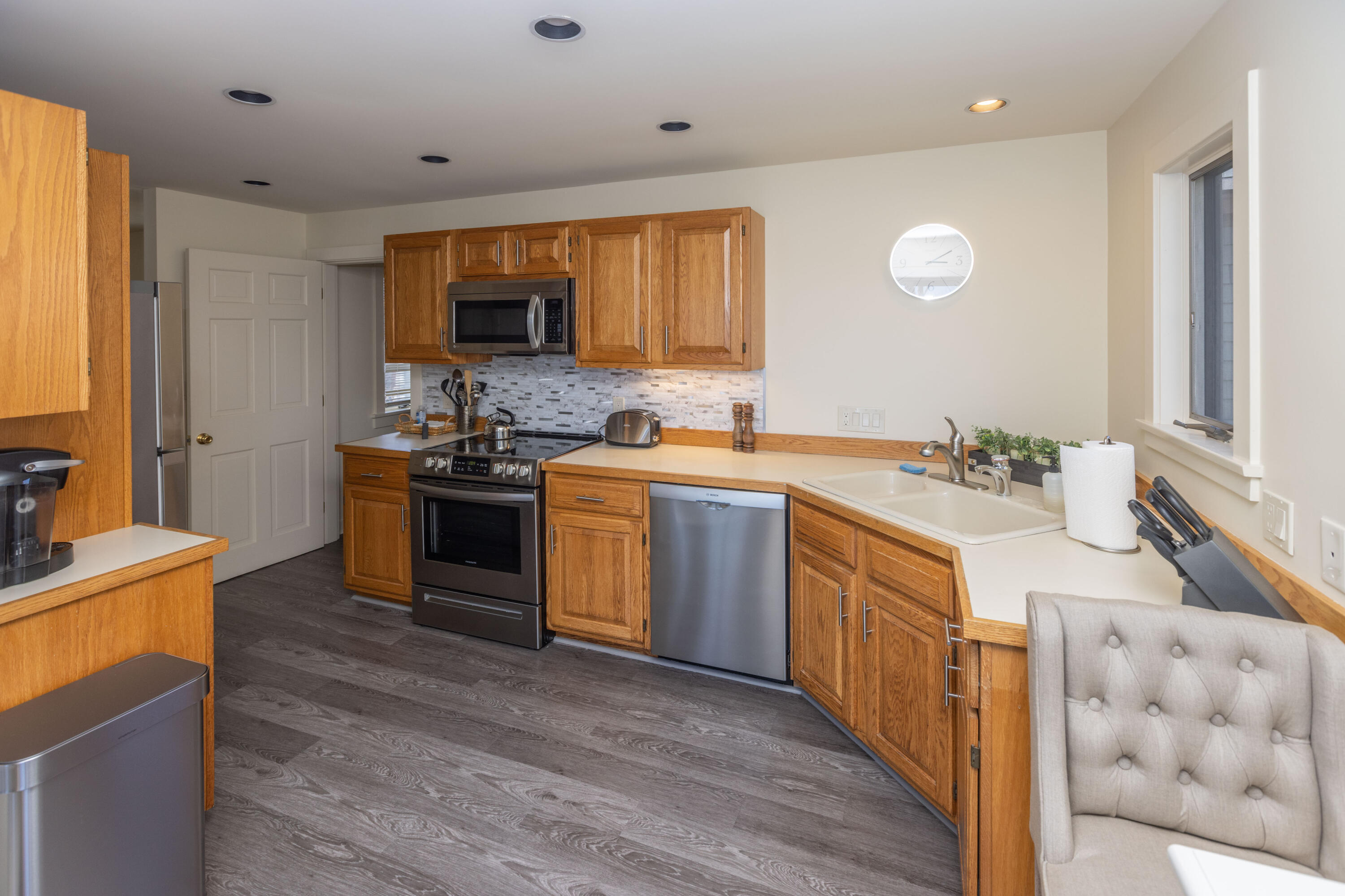 1 Jameson Point Road, Unit 14 Rockland, ME 04841 - Photo 8 of 50 _SMC3872
