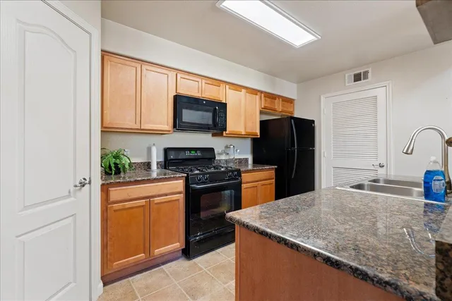 $369,900 | 1323 Milano Drive, Unit 2, West Sacramento, CA 95691