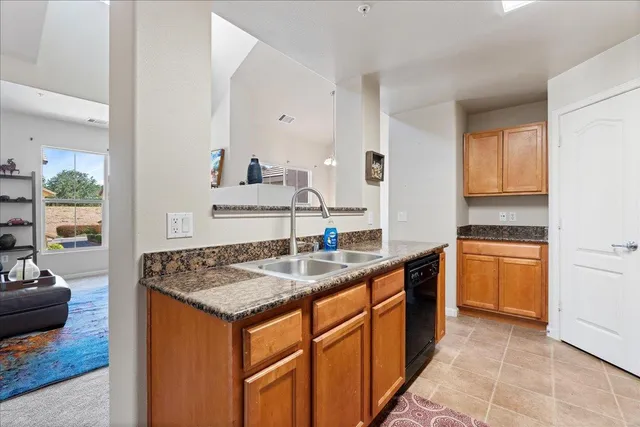 $369,900 | 1323 Milano Drive, Unit 2, West Sacramento, CA 95691
