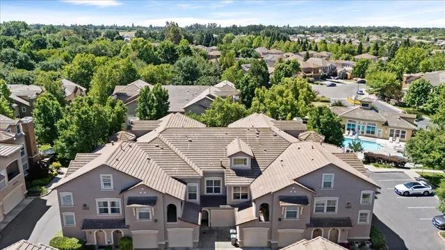 $369,900 | 1323 Milano Drive, Unit 2, West Sacramento, CA 95691