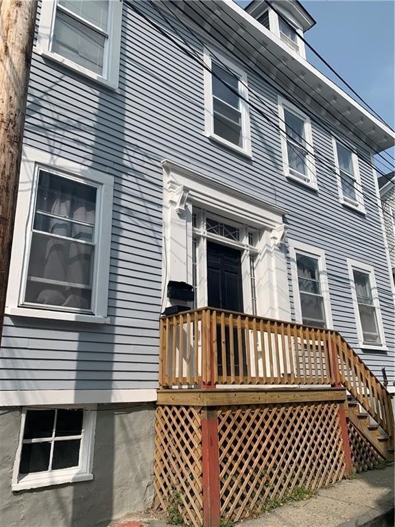 32 Ann Street, Unit 2 Newport, RI 02840 - Photo 1 of 25