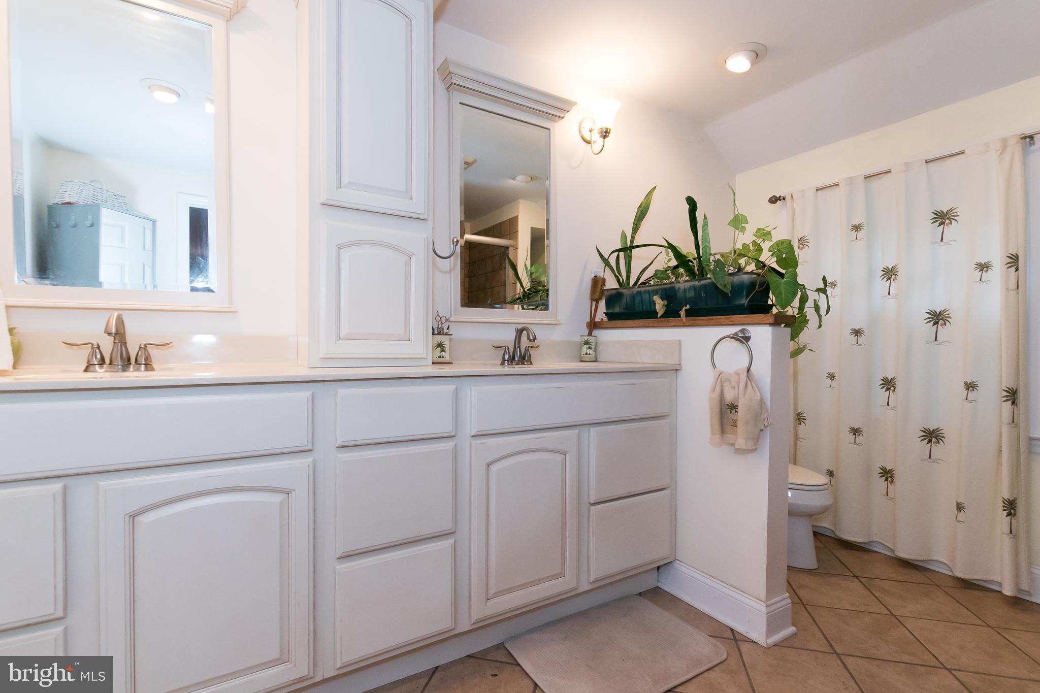 514 Tarrington Road Cherry Hill, NJ 08034 - Photo 39 of 51
