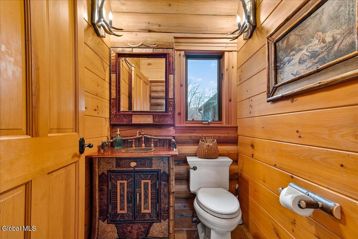 125 Austin Pond Road Johnsburg, NY 12853 - Photo 19 of 80 114-125 AUSTIN POND RD-2