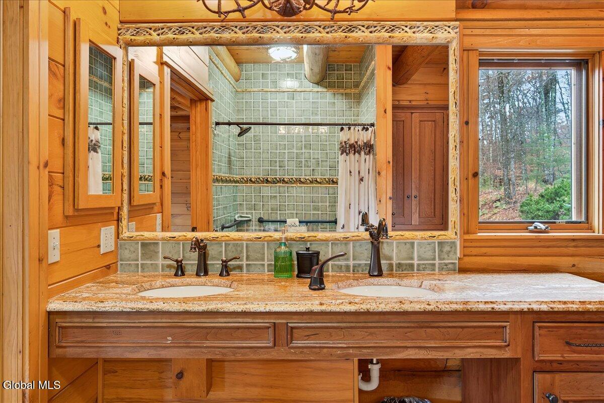 125 Austin Pond Road Johnsburg, NY 12853 - Photo 27 of 80 081-125 AUSTIN POND RD-34