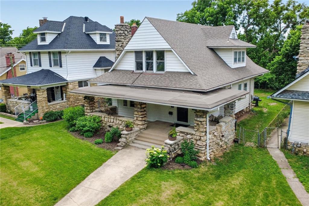 3304 West Coleman Road Kansas City, MO 64111 - Photo 2 of 20