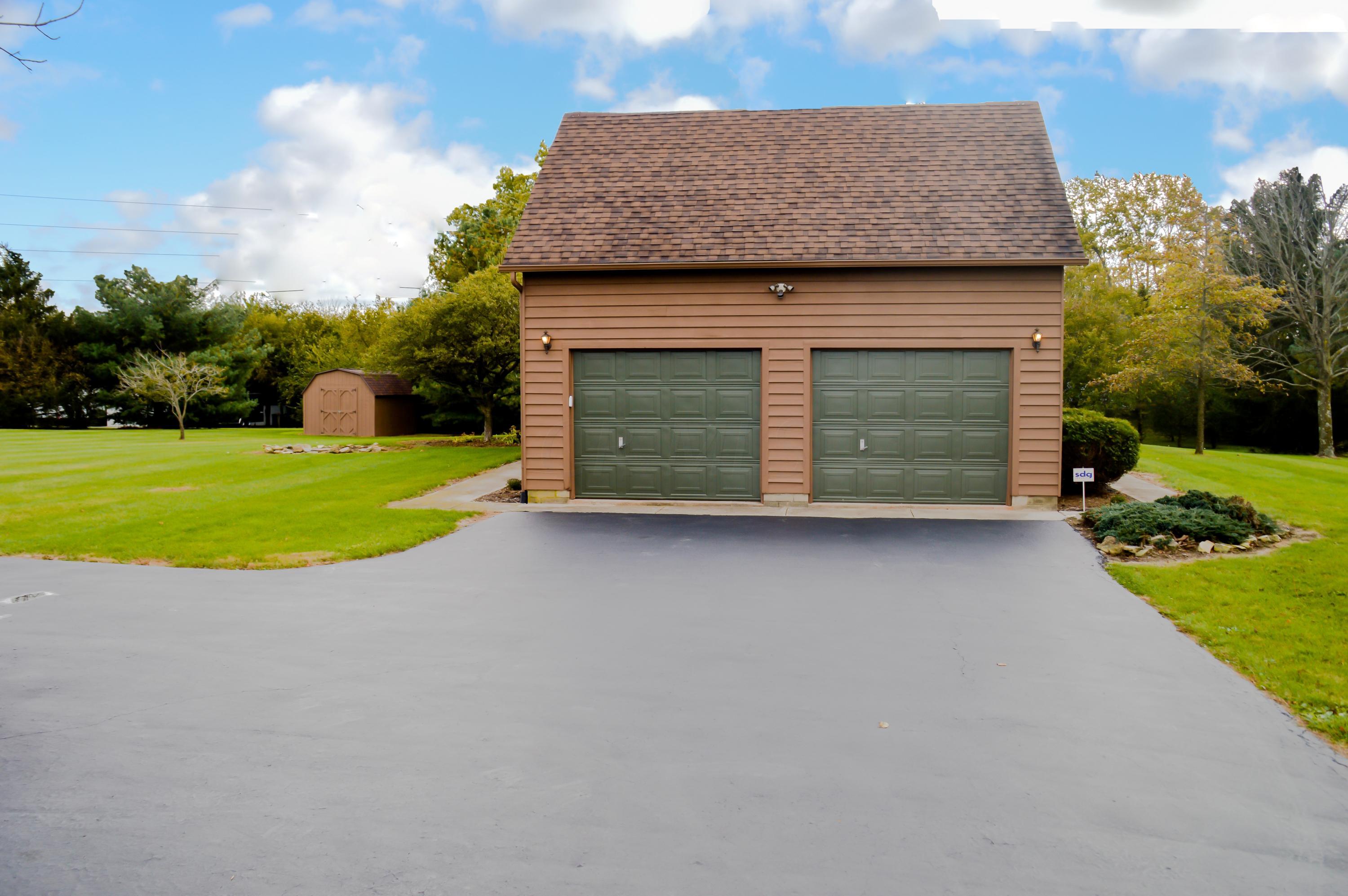 13391 Ridgeway Road Orient, OH 43146 - Photo 3 of 48 Gallery Image 3