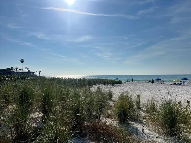 $16,290 | 1001 Point Of Rocks Road, Unit 611, Sarasota, FL 34242