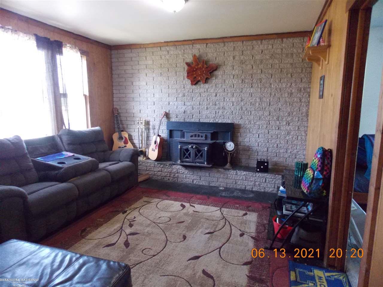 8679 Avoca Road Avoca, MI 48006 - Photo 10 of 29