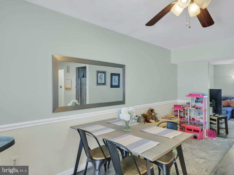 1755 Carry Place Crofton, MD 21114 - Photo 13 of 38 Dining room