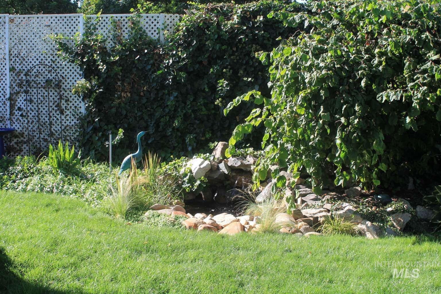 8720 Cornwall Drive Boise, ID 83704 - Photo 21 of 24 View of yard