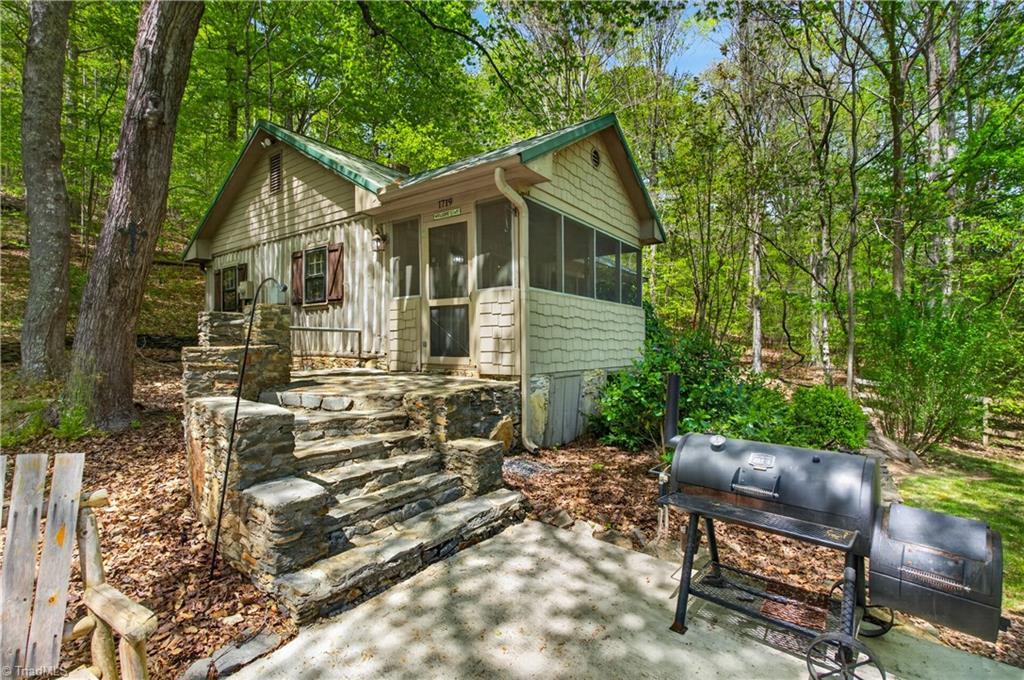 1719 Naomi Road Randleman, NC 27317 - Photo 2 of 36