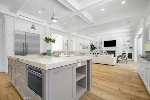 $17,900 | 5111 Greenbush Avenue, Sherman Oaks, CA 91423